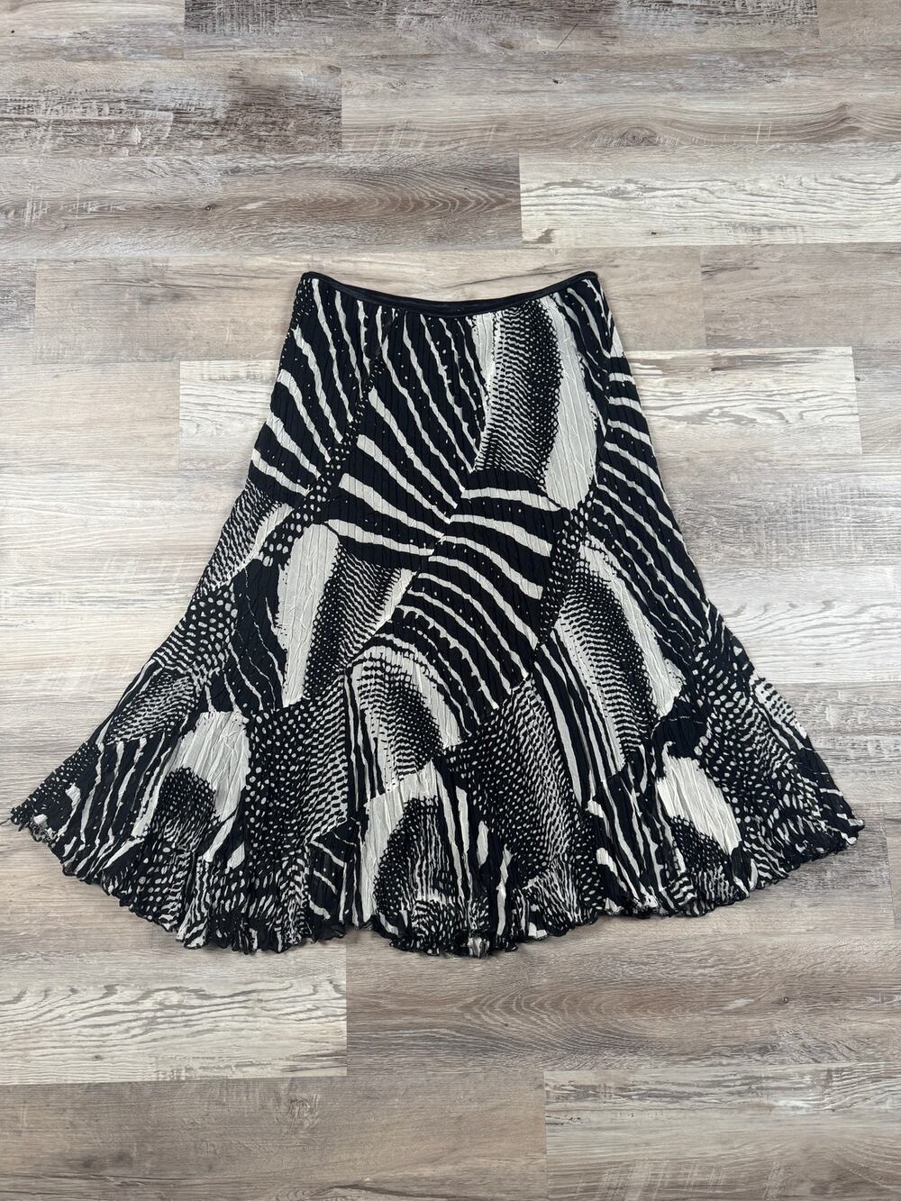 Vintage Y2K Walking Art Abstract Print Crinkle Flared Maxi Skirt Lagenlook XL